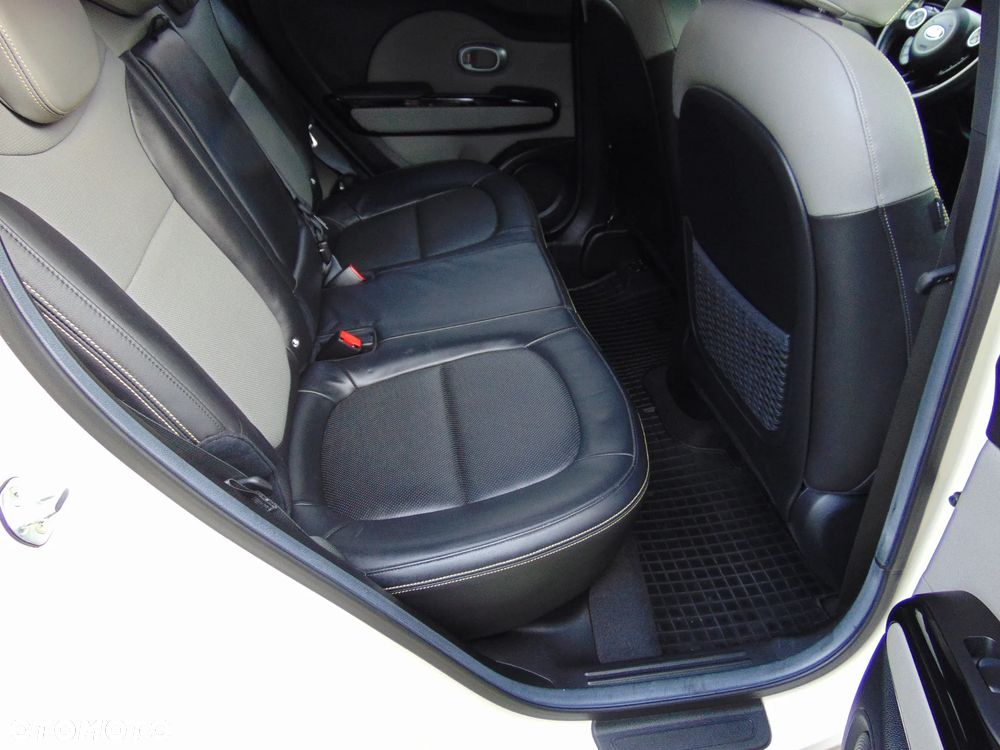 Kia Soul 1.6 CRDI Automatik Dream Team Edition - 25