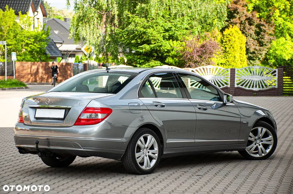Mercedes-Benz Klasa C 200 CDI DPF Automatik Avantgarde - 18