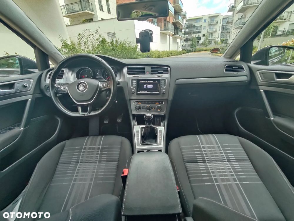 Volkswagen Golf 1.6 TDI BlueMotion Trendline - 13