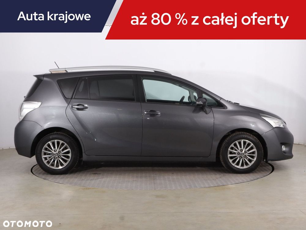 Toyota Verso - 8