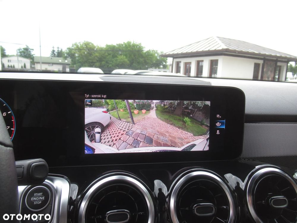 Mercedes-Benz GLB 200 7G-DCT - 18