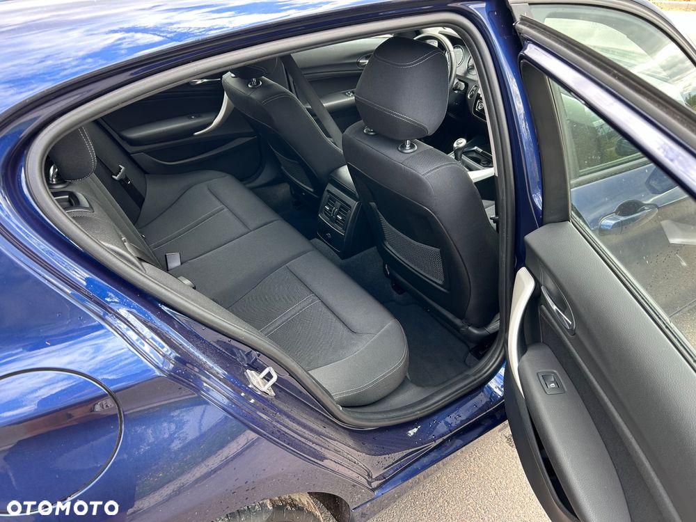 BMW Seria 1 118i - 17