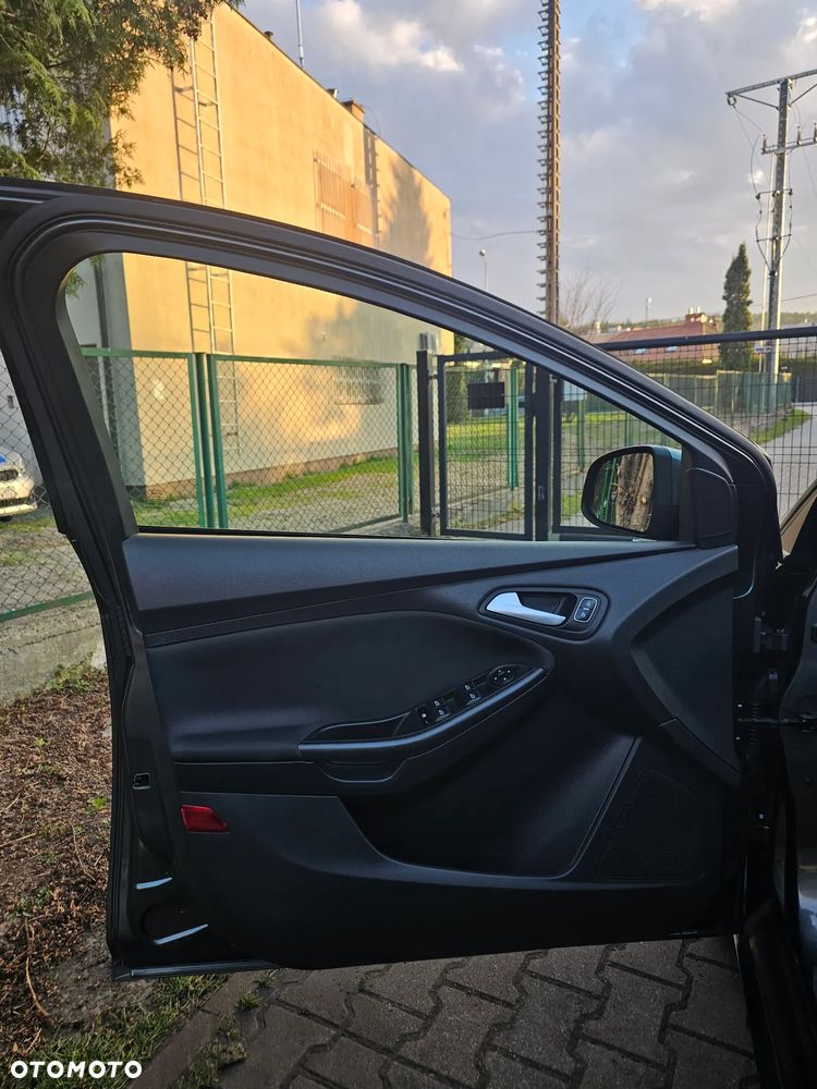 Ford Focus 1.5 EcoBlue Start-Stopp-System TITANIUM VIGNALE - 30