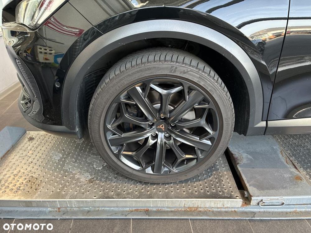 Cupra Formentor VZ 2.0 TSI 4Drive DSG Tribe Edition - 11