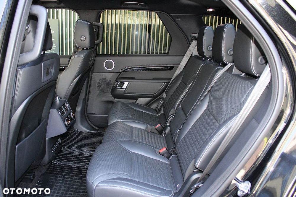 Land Rover Discovery 2.0 P300 R-Dynamic S - 16