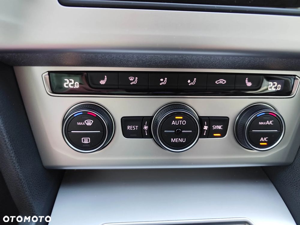 Volkswagen Passat 2.0 TDI BMT Comfortline - 25