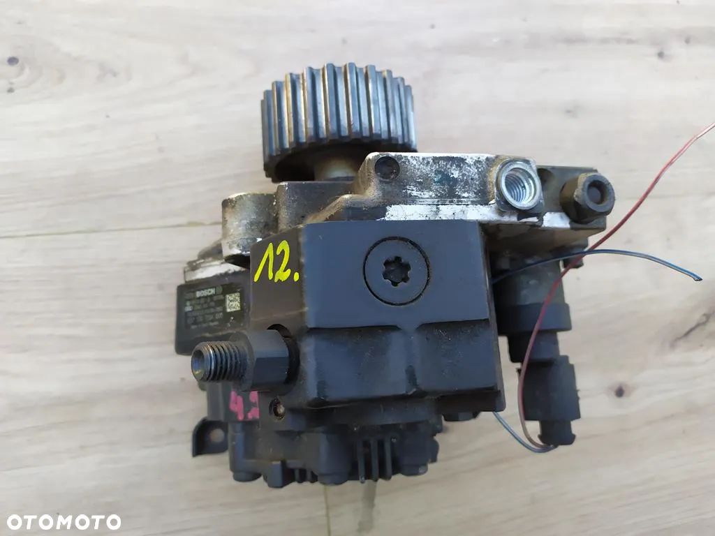 AUDI A8 D3 4.2 TDI POMPA WTRYSKOWA 057130755K - 1