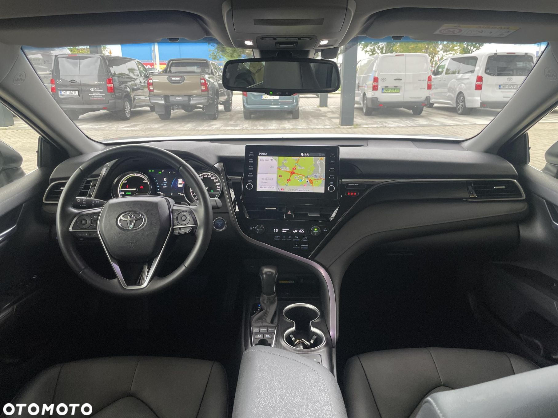 Toyota Camry - 11