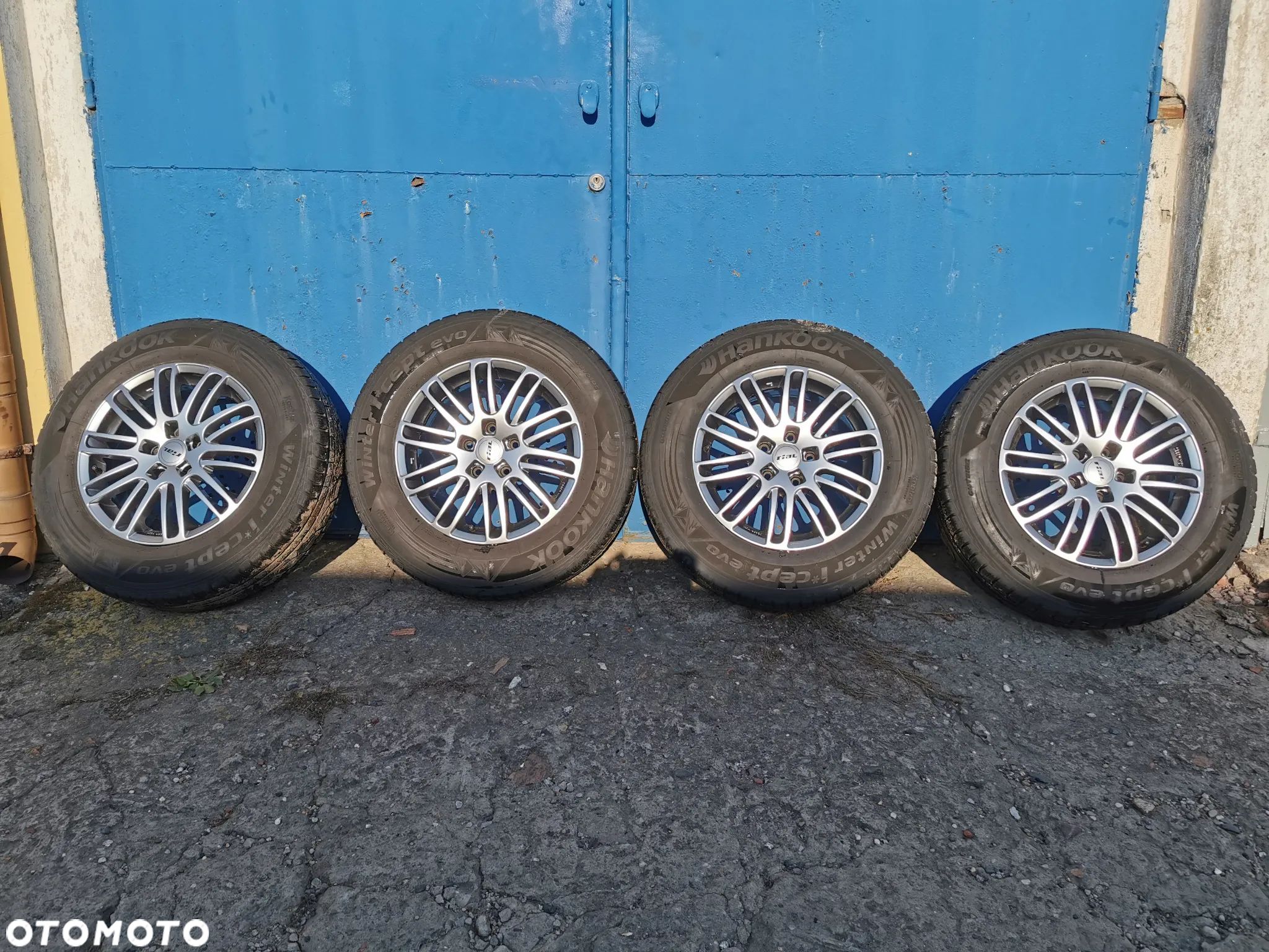 Rial Koła aluminiowe felgi 16x7J ET38 5x114,3 alufelgi - 1