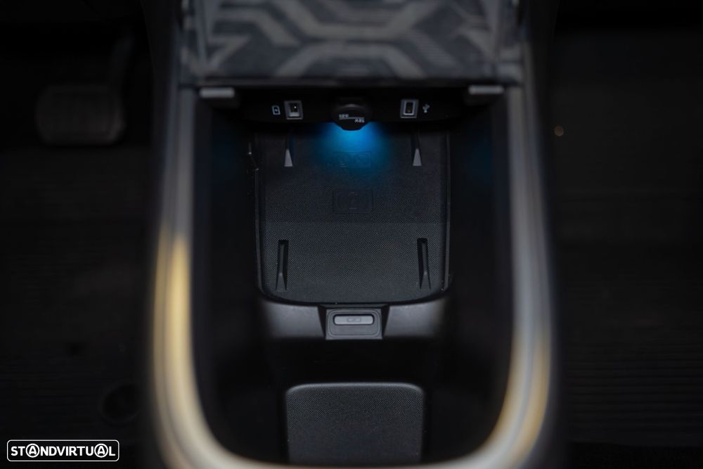 Jeep Avenger Summit - 34