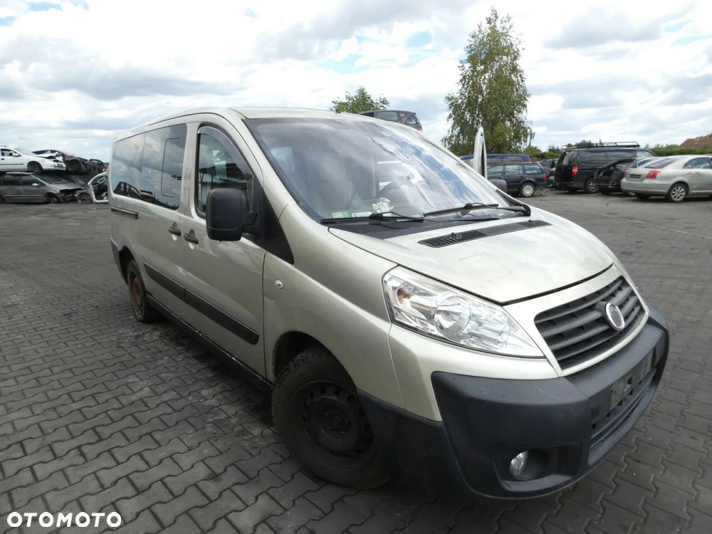 FIAT SCUDO II *SAMOCHÓD NA CZĘŚCI*KYC ( Golden white ) / MASKA, LAMPA, DRZWI,ABS,PRZEKŁADNIA, KLAPA, BELKA, DESKA, FOTELE, KANAPA, ĆWIARTKA KIEROWNICA, TARCZE,ZAWIESZENIE, KOMPLETNY TYŁ, LICZNIK, ZEGARY, PRAWE LEWE PRZÓD TYŁ