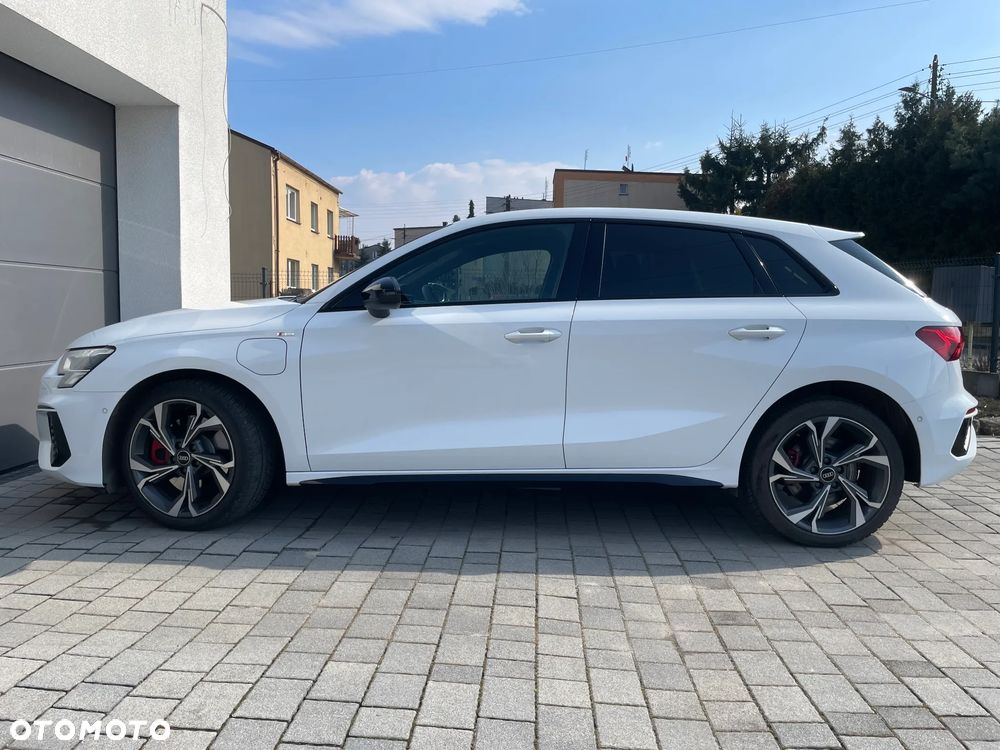 Audi A3 Sportback - 8