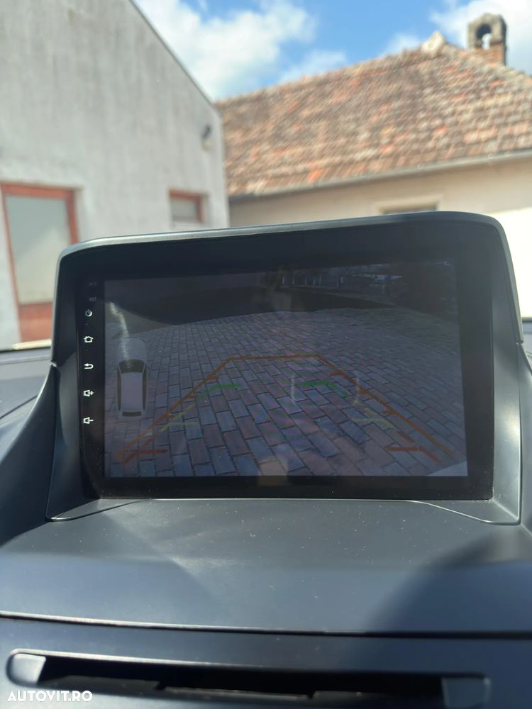 Ford Kuga 2.0 TDCi 4x4 Aut. Trend - 19