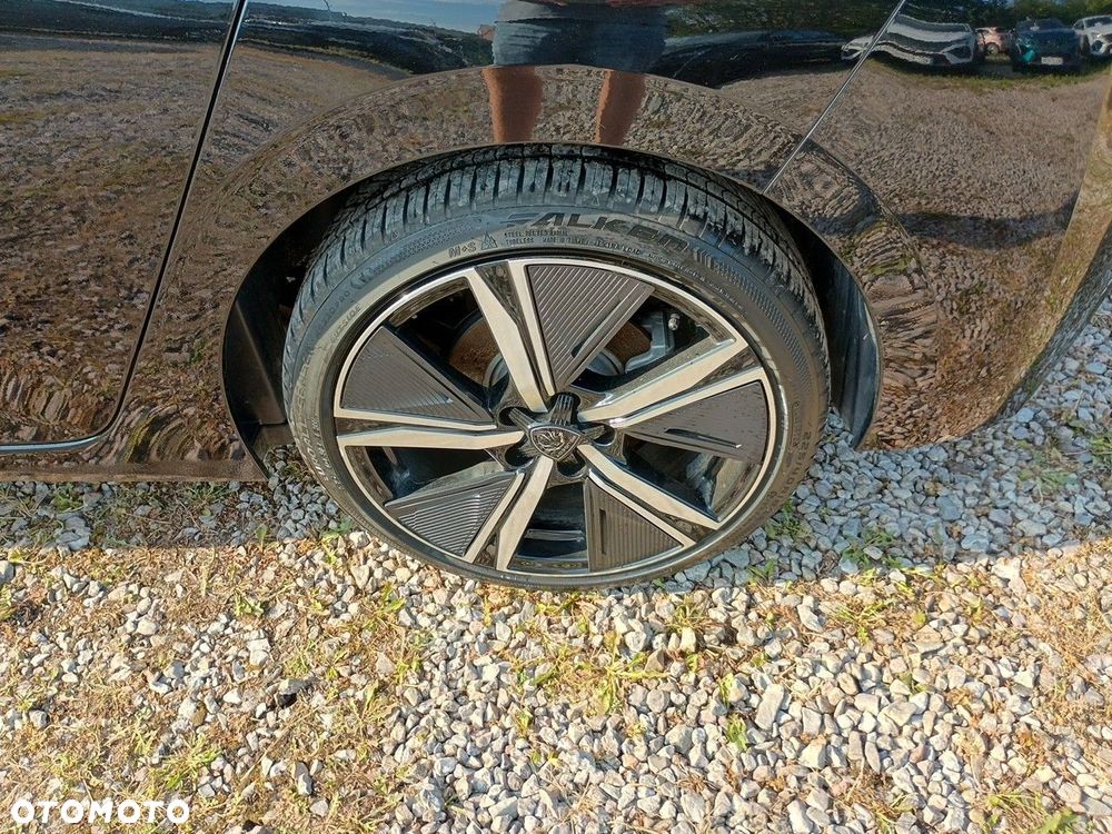 Peugeot 308 1.2 mHEV GT S&S e-DCS6 - 12