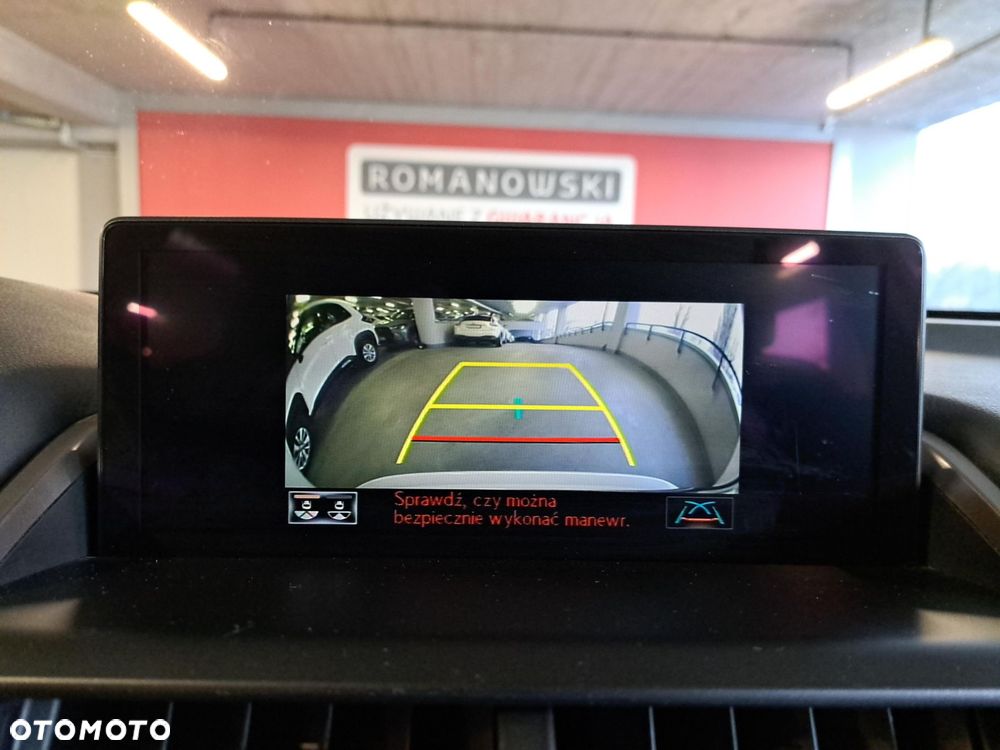 Lexus NX 300h Business Edition AWD - 18