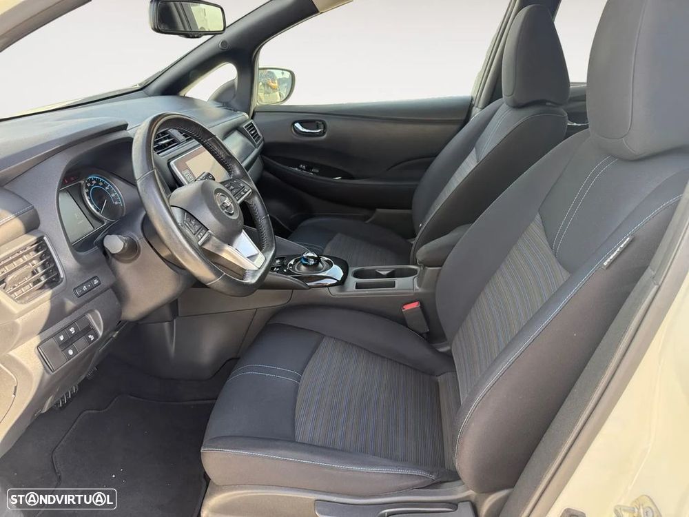Nissan Leaf N-Connecta - 10