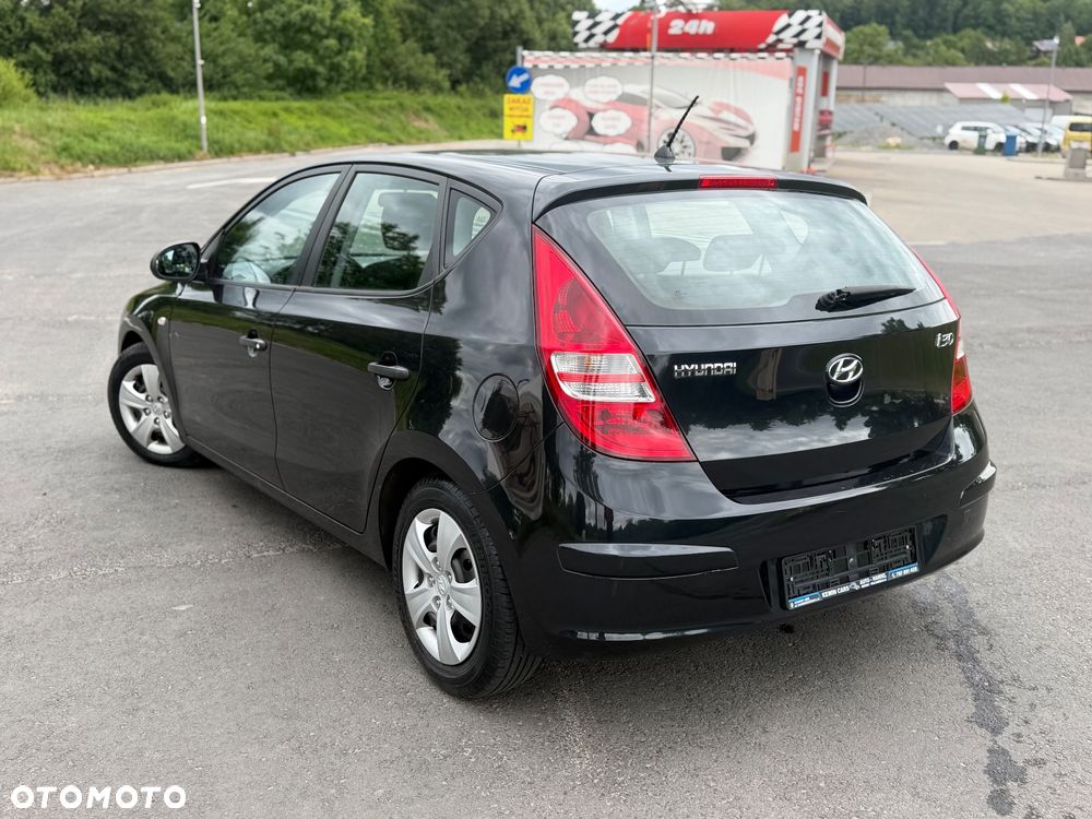 Hyundai i30 1.4 Blue Comfort - 4