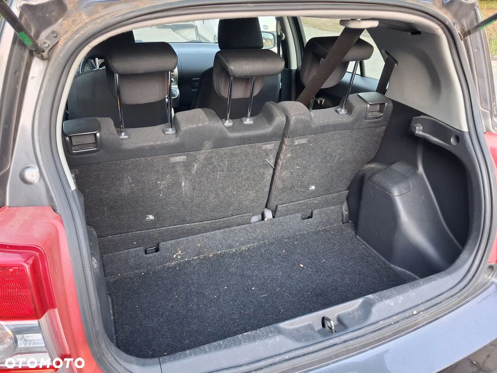 Volkswagen Touran - 9