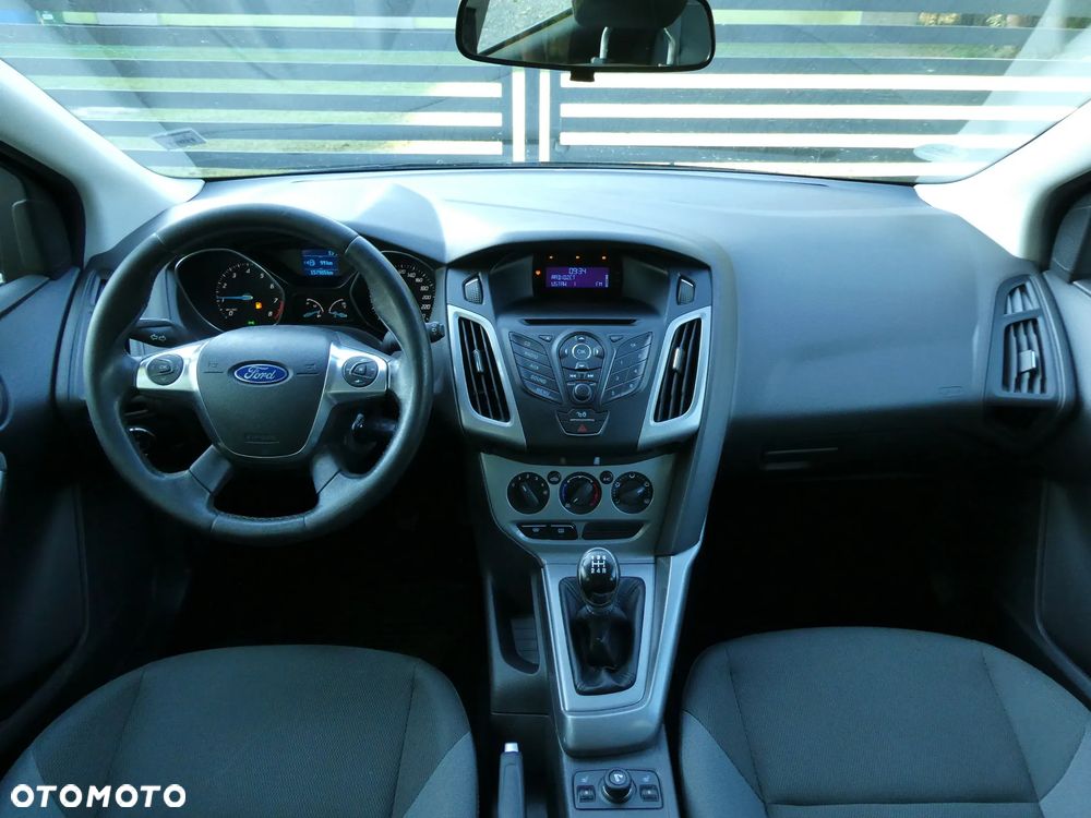 Ford Focus - 12