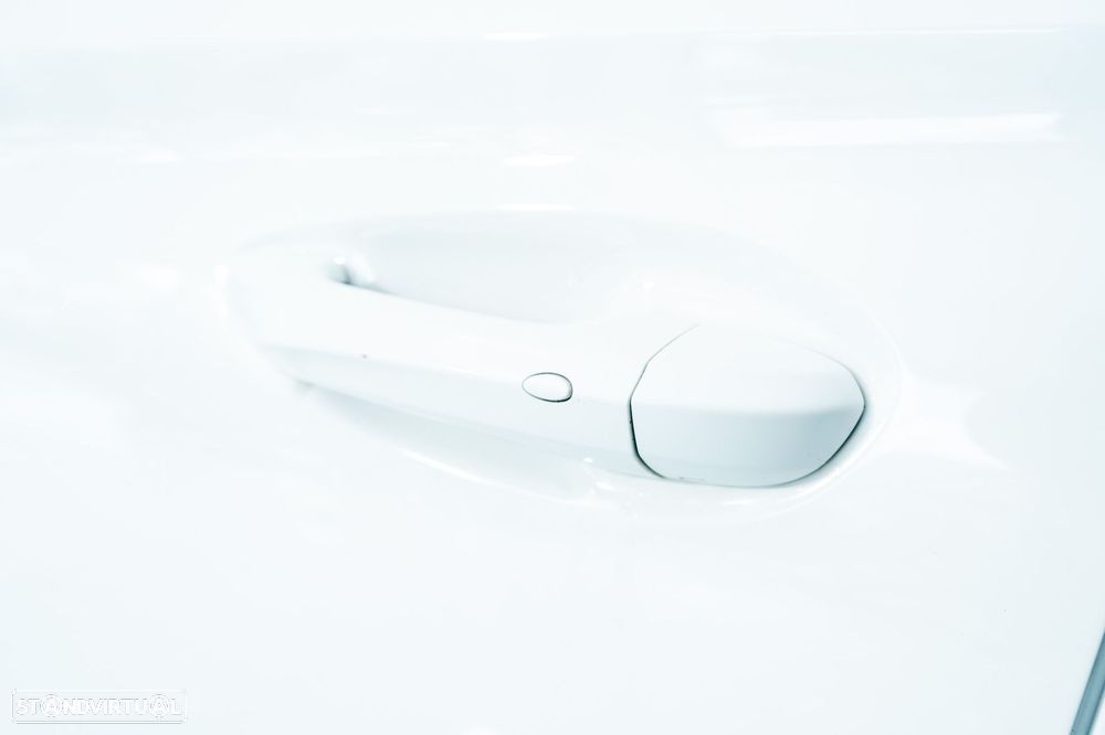 MG MG4 64 kWh Luxury - 11