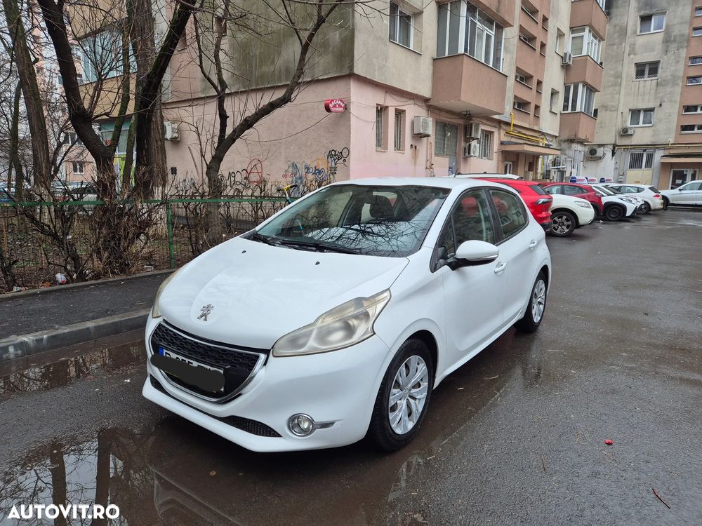 Peugeot 208 1.4 HDi FAP Active - 5