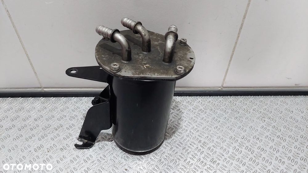 OBUDOWA FILTRA PALIWA VW PASSAT B7 R2013 2,0 TDI NR 7N0127400D - 3