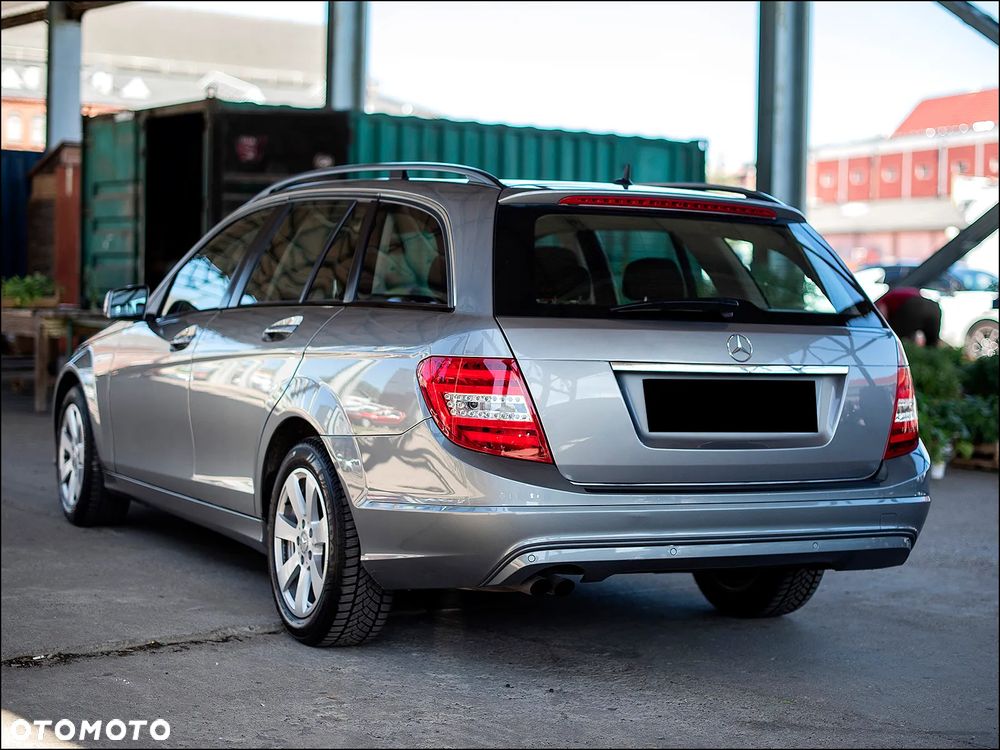 Mercedes-Benz Klasa C 180 (BlueEFFICIENCY) Elegance - 6