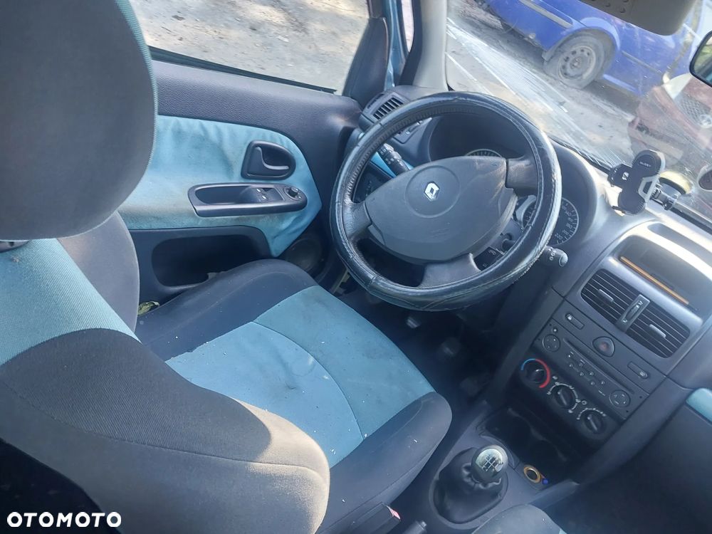 Renault Clio 2 II Thalia Lift FL silnik kompletny 1.2 16v kolektor alternator wtryski pompa wspomagania klimatyzacji skrzynia biegów drzwi prawy przód tył klapa zderzak tył tylny błotnik prawy TEF47 lampa prawy przód panel fotel kierownica radio mechanizm zamek zacisk mcperson belka przewód wąż rura wydech tłumik sonda lambda zestaw startowy sterownik stacyjka NA CZĘŚCI WSZYSTKIE CZĘŚCI - 7