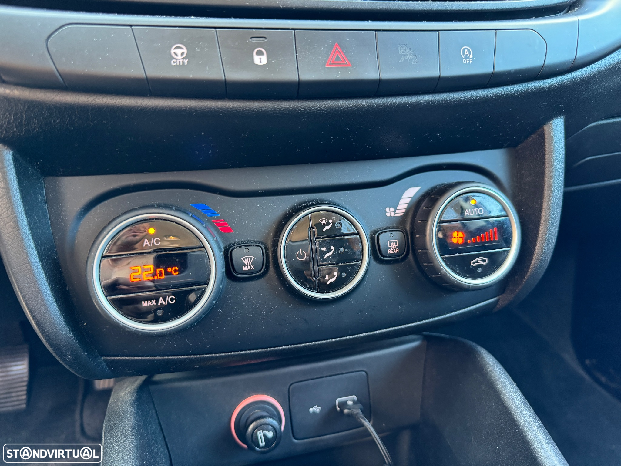 Fiat Tipo Station Wagon 1.6 M-Jet Lounge - 9