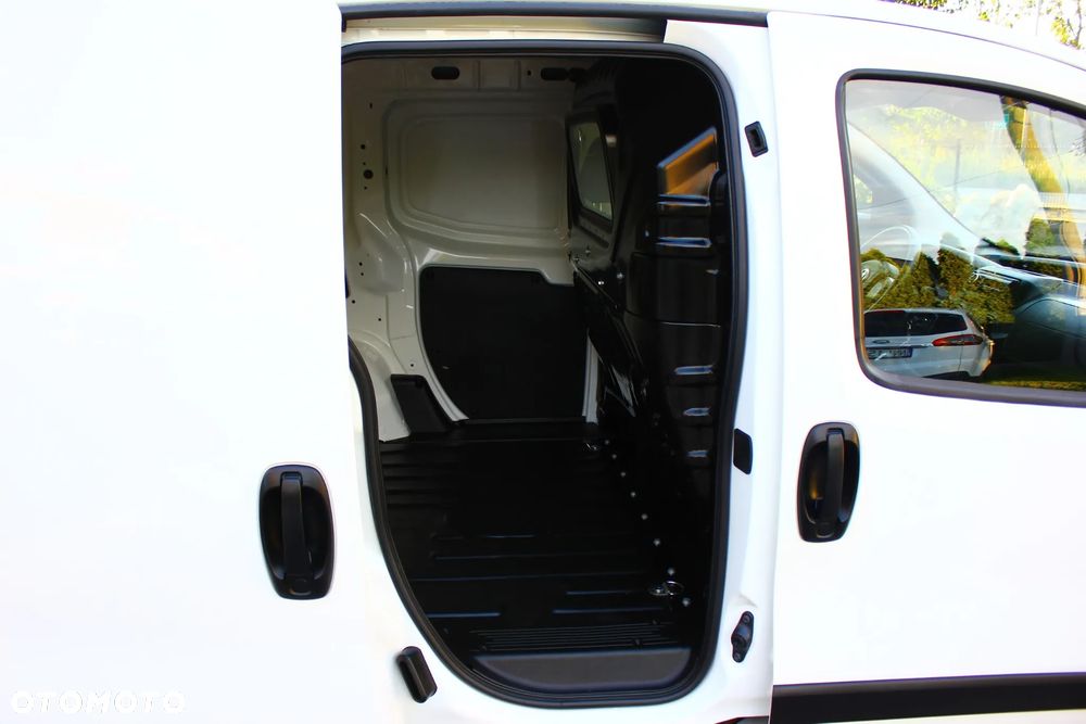 Fiat FIORINO 1.3MJ 80KM 2 OSOBOWY BLASZAK AUTO PERFEKT JAK NOWE 73 TYS KM FV23% - 34