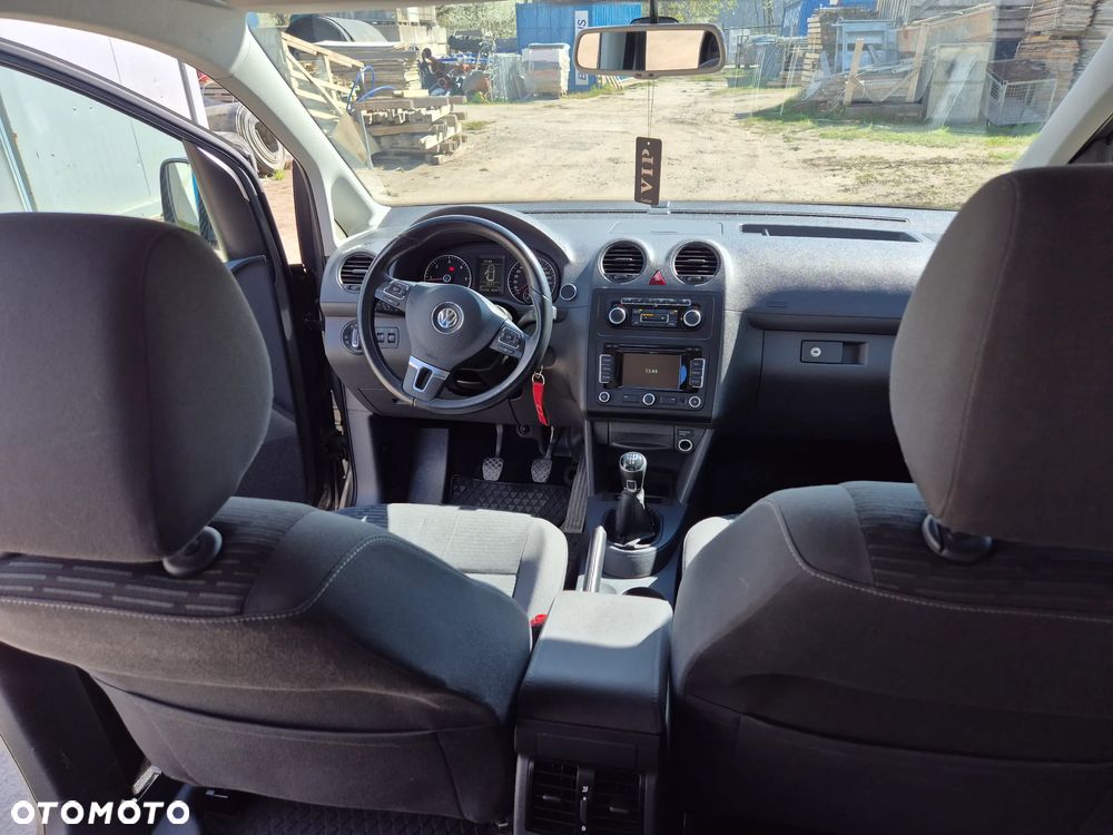Volkswagen Caddy Comfortline - 11