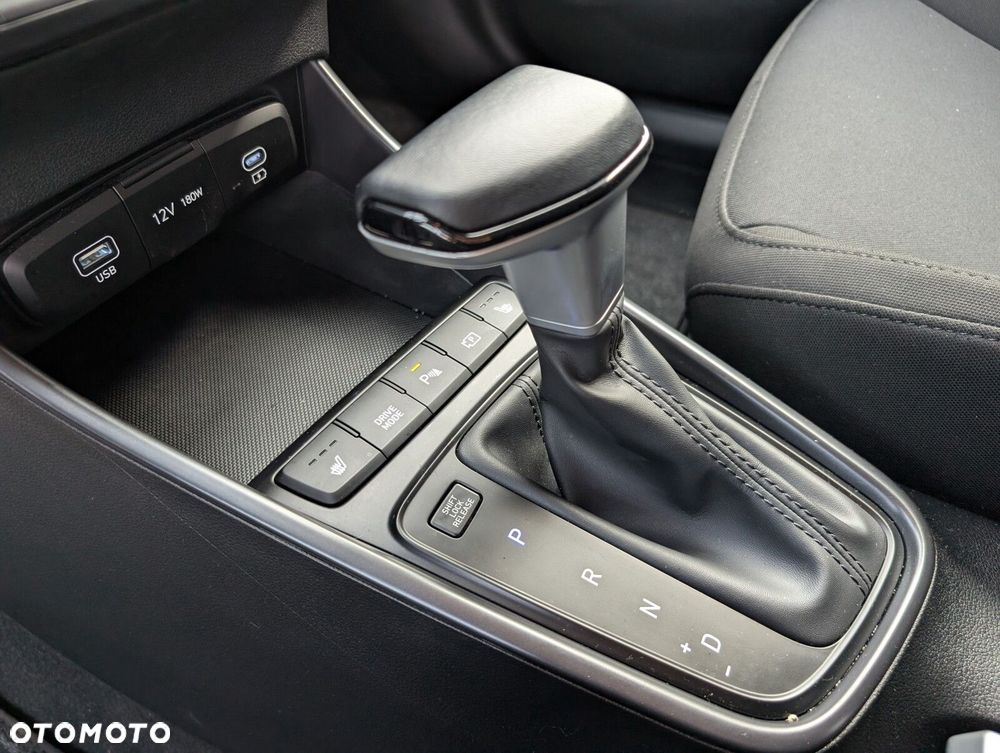 Hyundai Bayon - 17