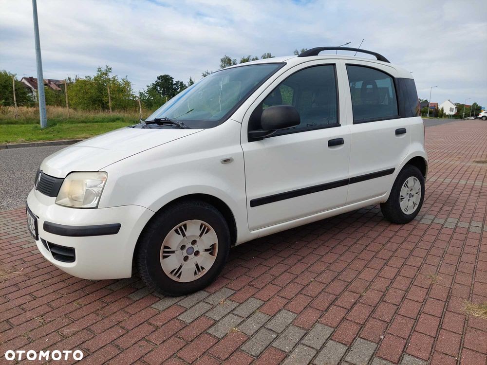 Fiat Panda 2010 photo 2