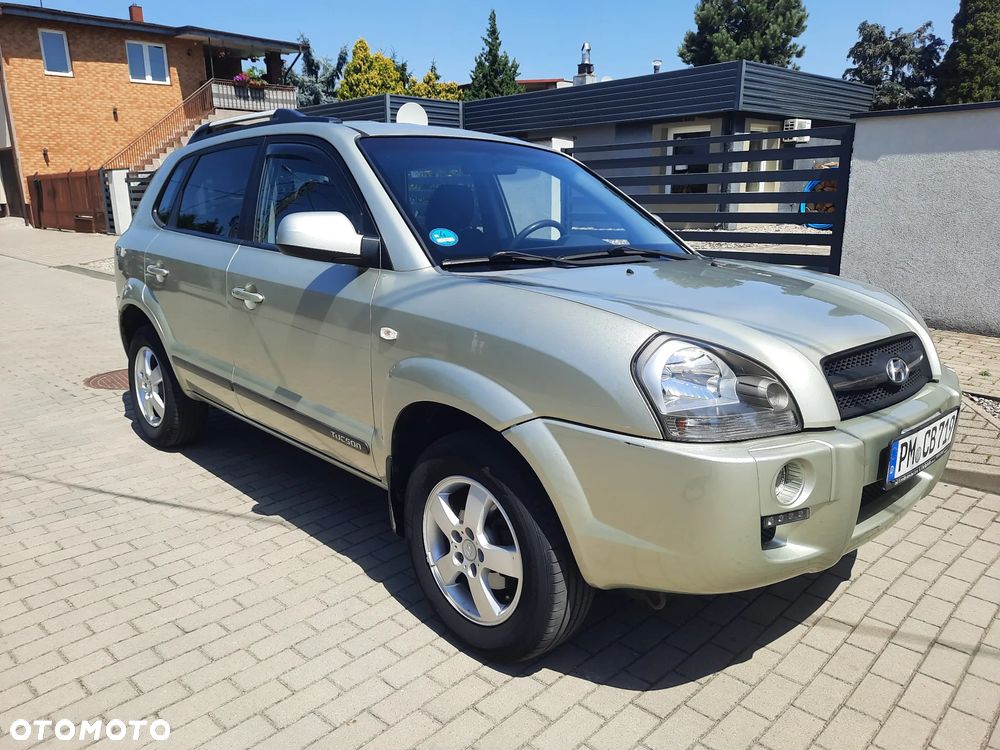 Hyundai Tucson 2.0 2WD GLS Style - 11