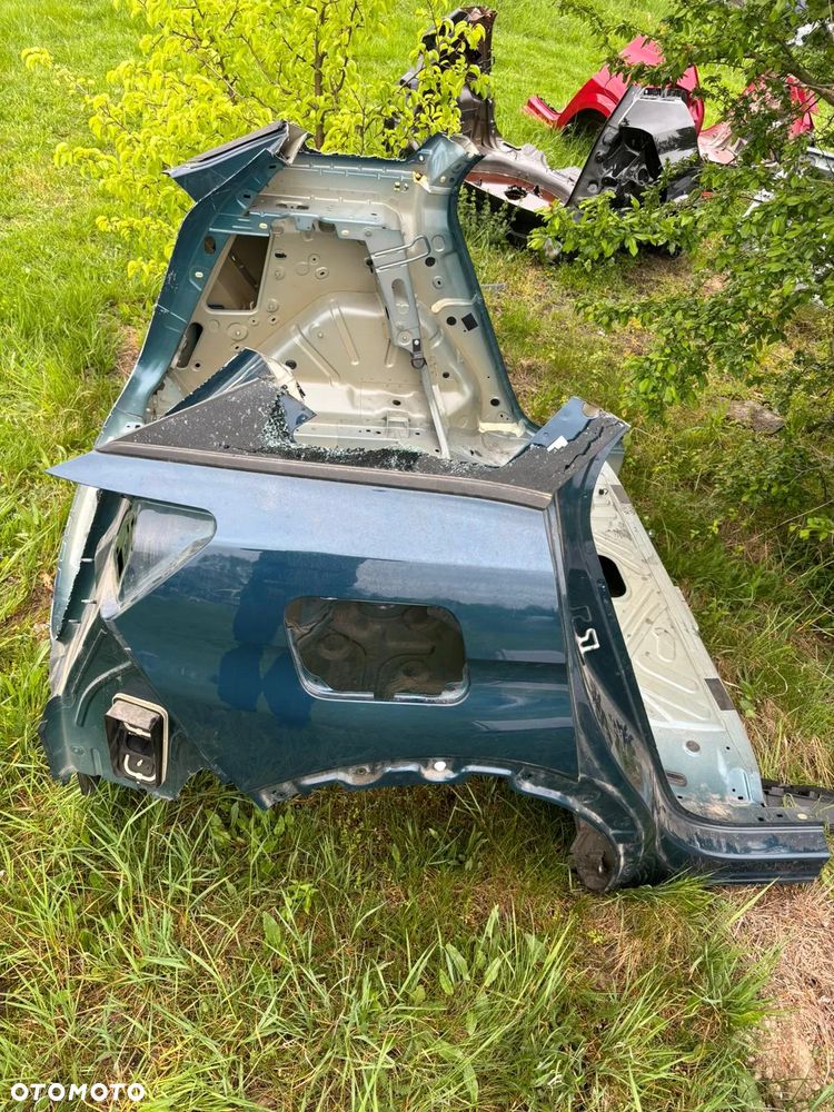 Peugeot 3008 ll tył ćwiartki. - 2