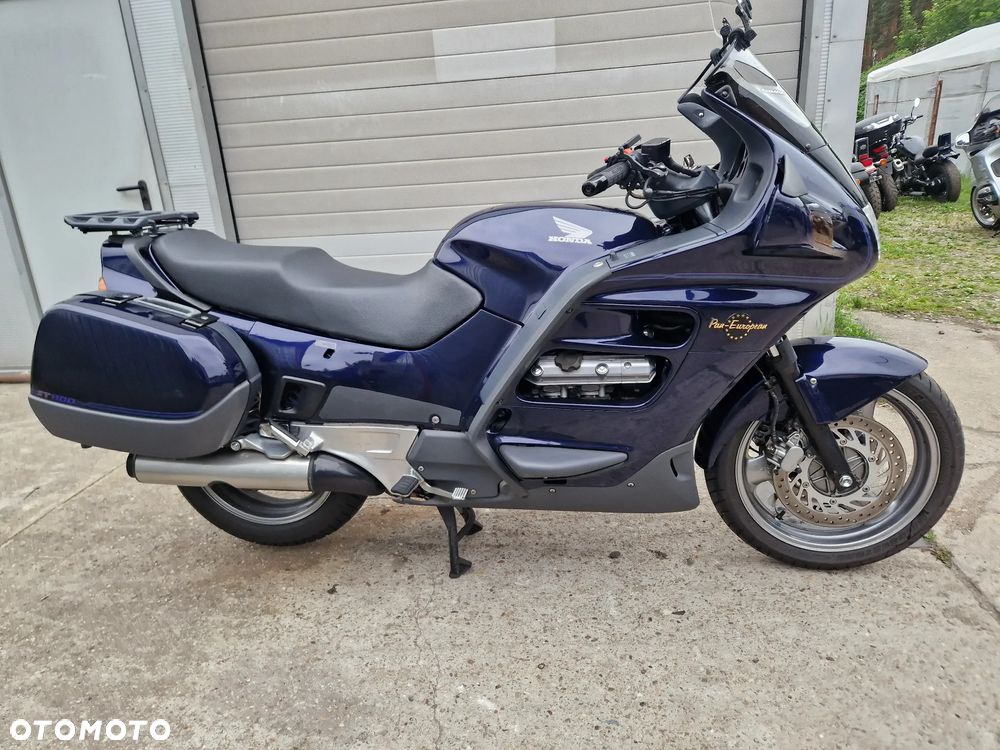 Honda ST - 1