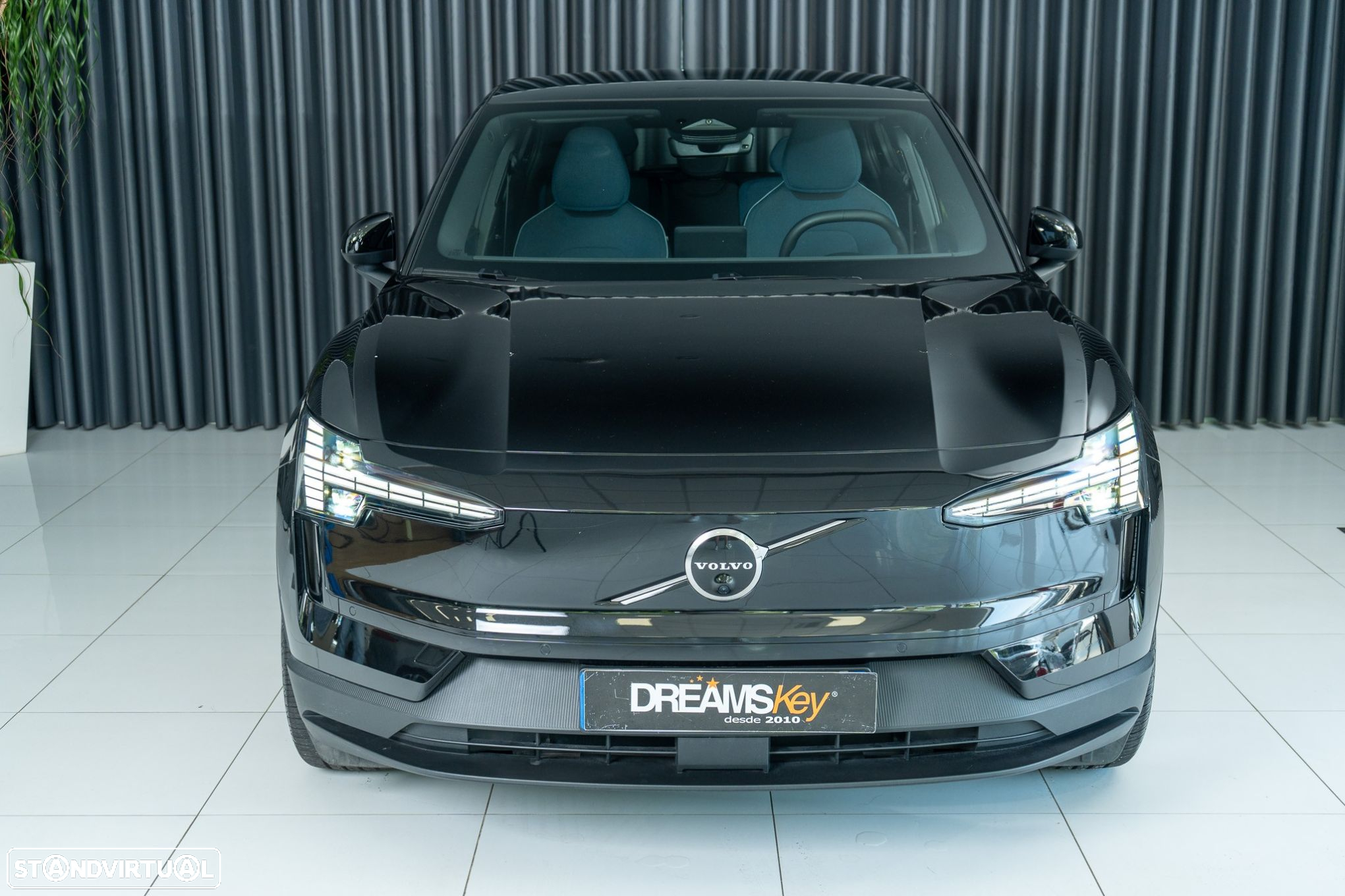 Volvo EX30 69 kWh Single Motor Extended Range Ultra - 3