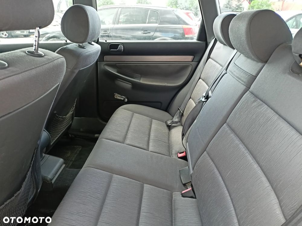 Audi A4 Avant - 14