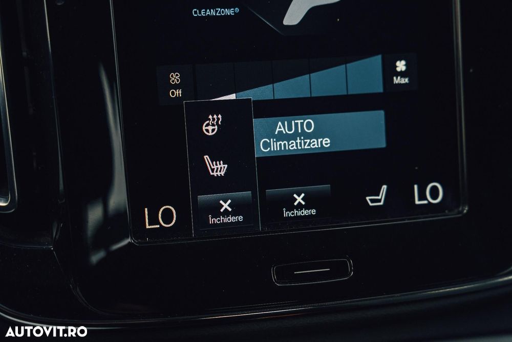 Volvo XC 40 Recharge T5 Twin Engine AT7 R-Design Expression - 16