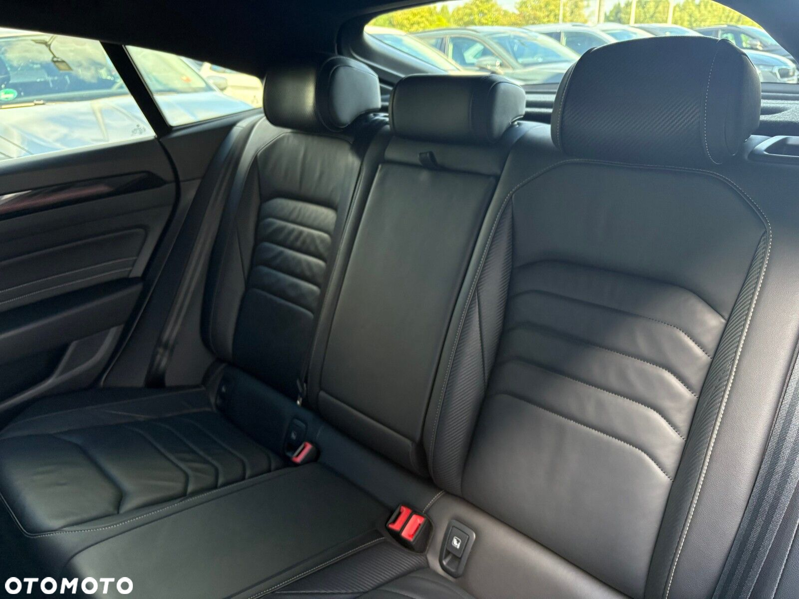 Volkswagen Arteon 2.0 TSI R-Line DSG - 14