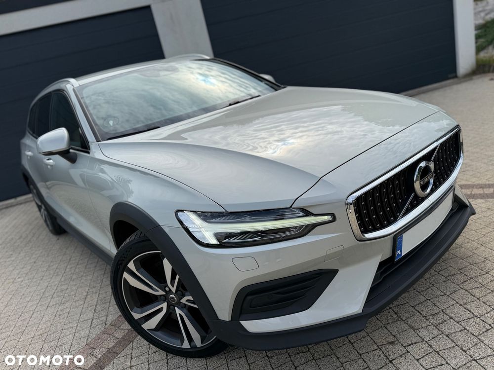Volvo V60 Cross Country D4 AWD Geartronic Pro - 7