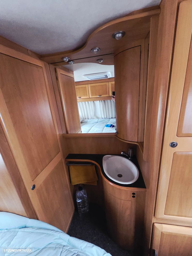 Hymer Classe B B654 - 21