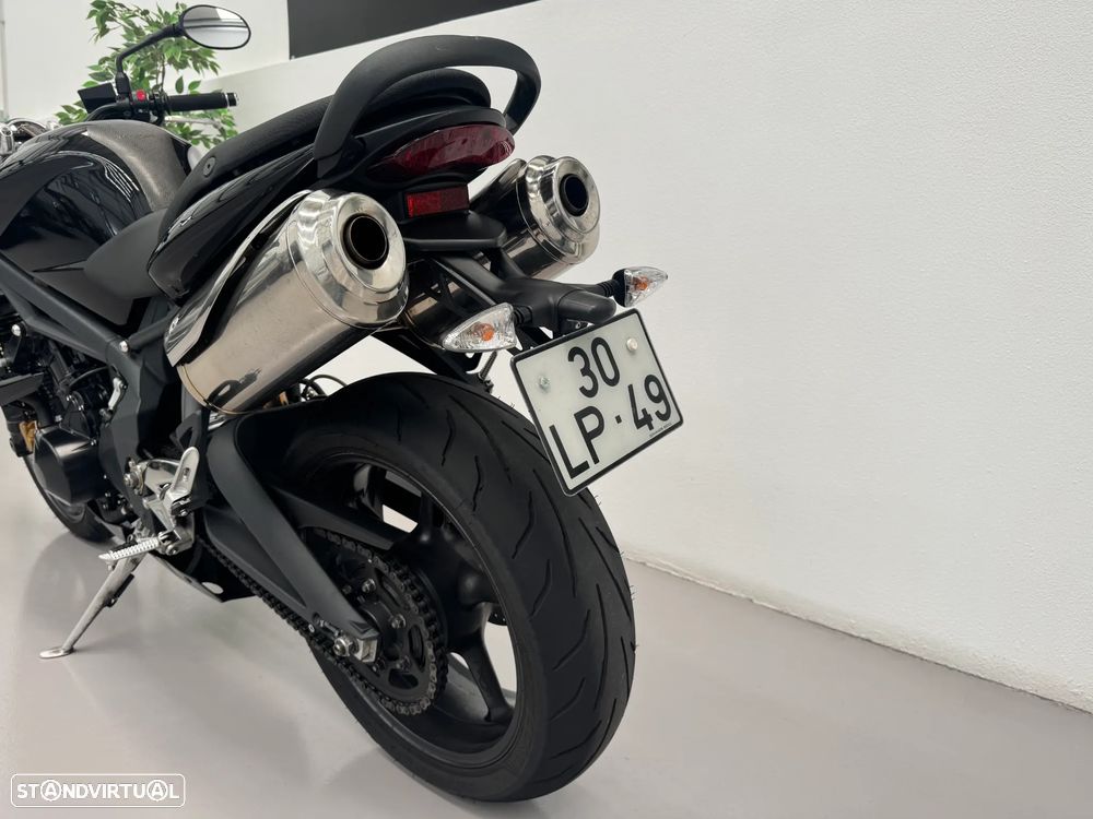 Triumph Street Triple 675 - 9