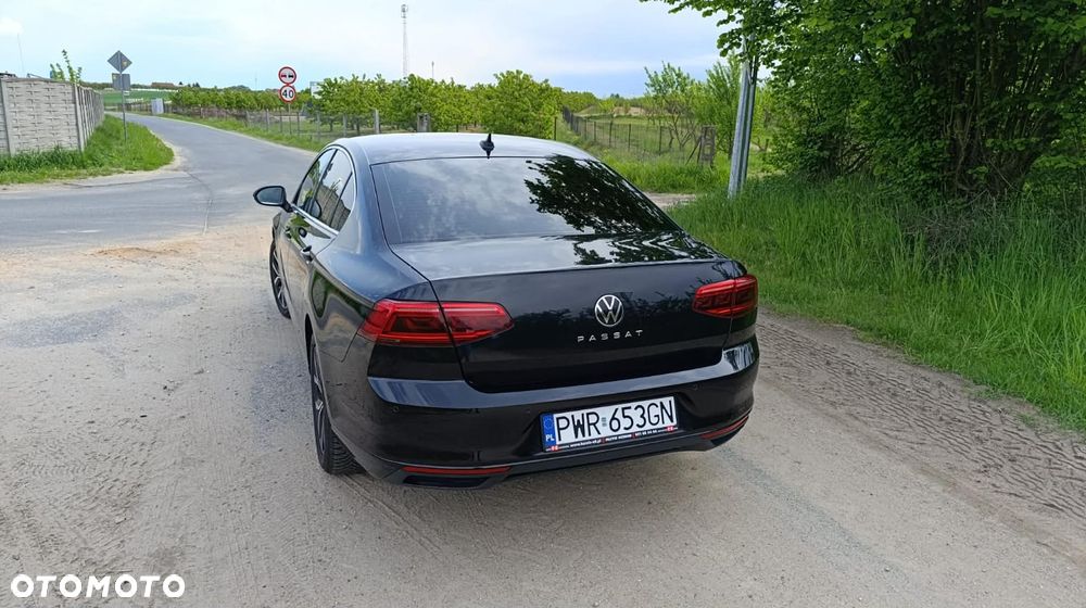 Volkswagen Passat 2.0 TDI EVO Business DSG - 8
