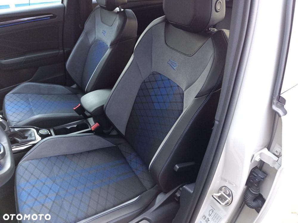 Volkswagen T-Roc - 11