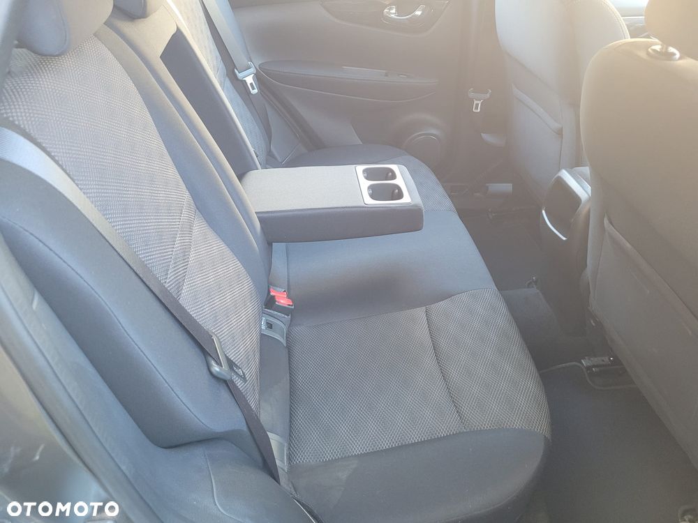 Nissan Qashqai - 14