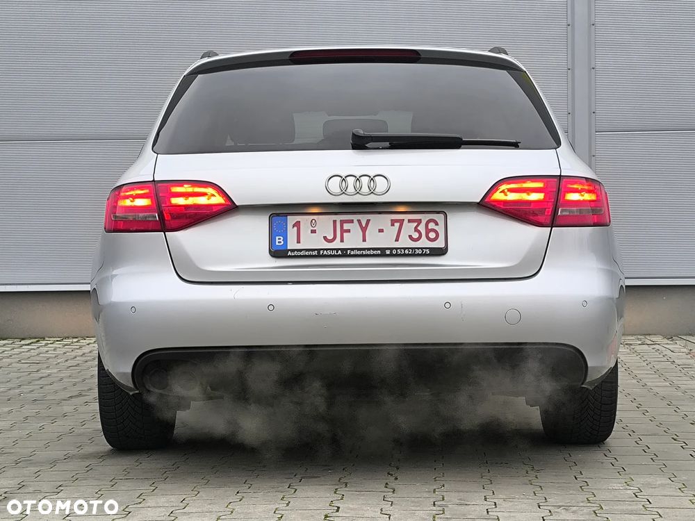 Audi A4 Avant - 11