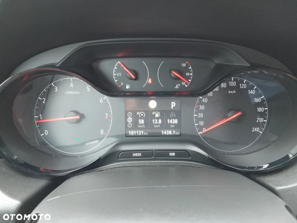 Opel Grandland X 1.2 T Enjoy S&S - 11