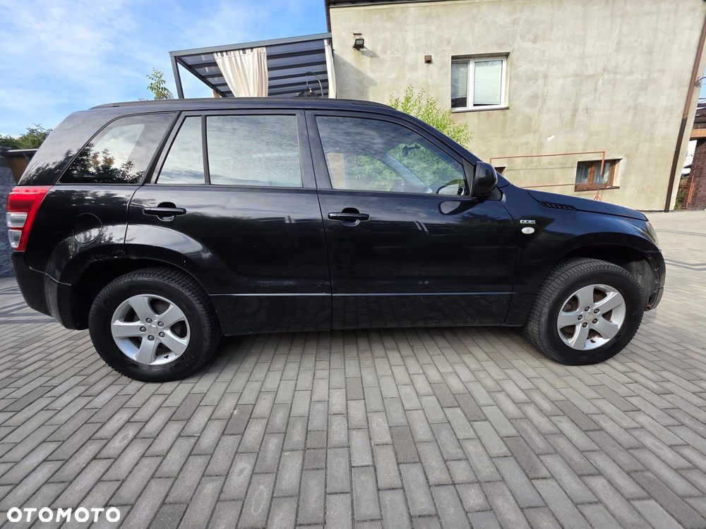 Suzuki Grand Vitara 1.9 DDiS - 2