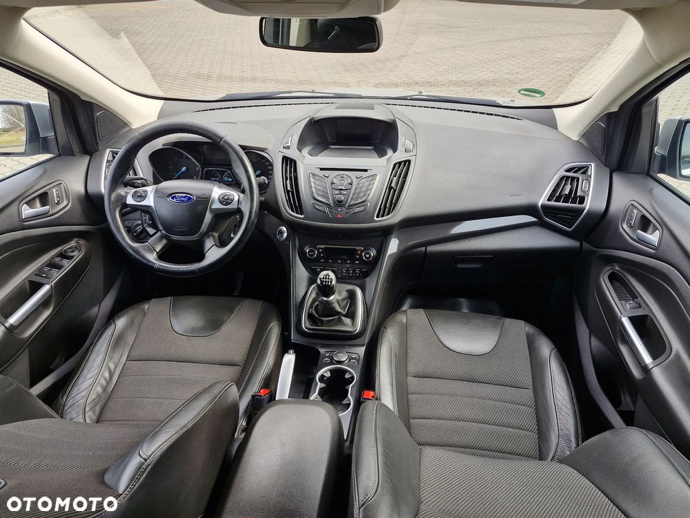 Ford Kuga 2.0 TDCi 4x4 Titanium - 20